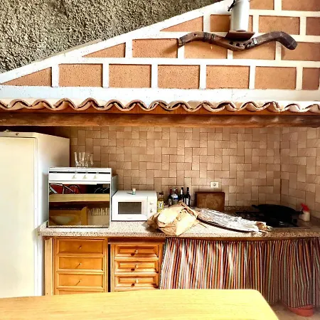 Casa Cueva Con Barbacoa, Wifi Y Vista